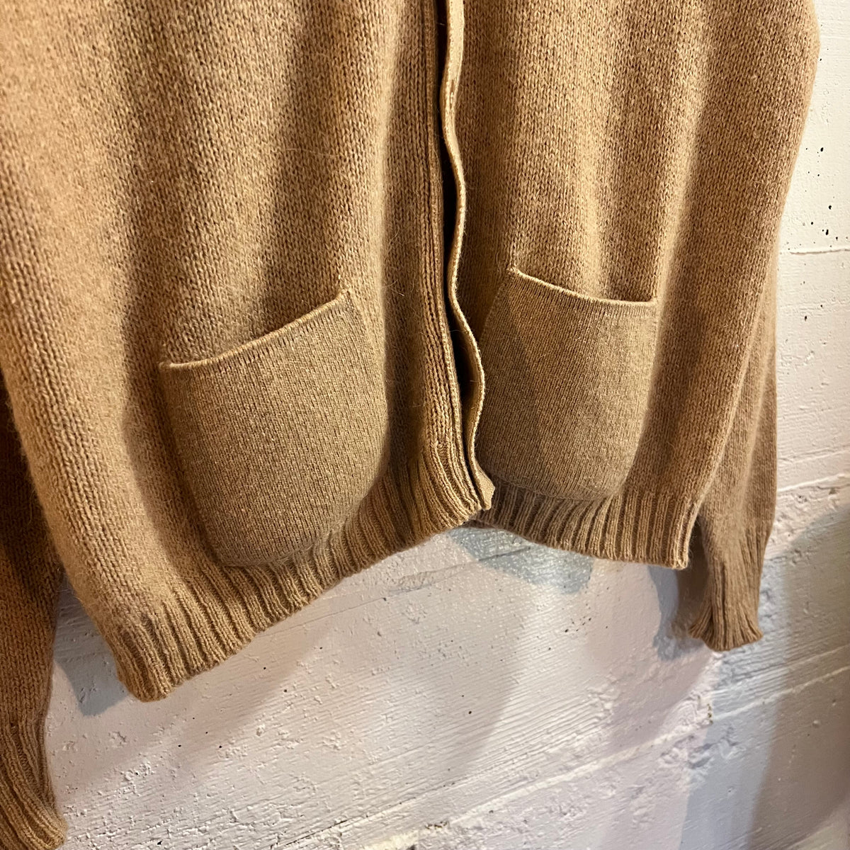 True Vintage 60’s/70’s Jantzen Scotch Tumbler Knitted Cardigan Sweater - Size Medium - Made In USA - Beige