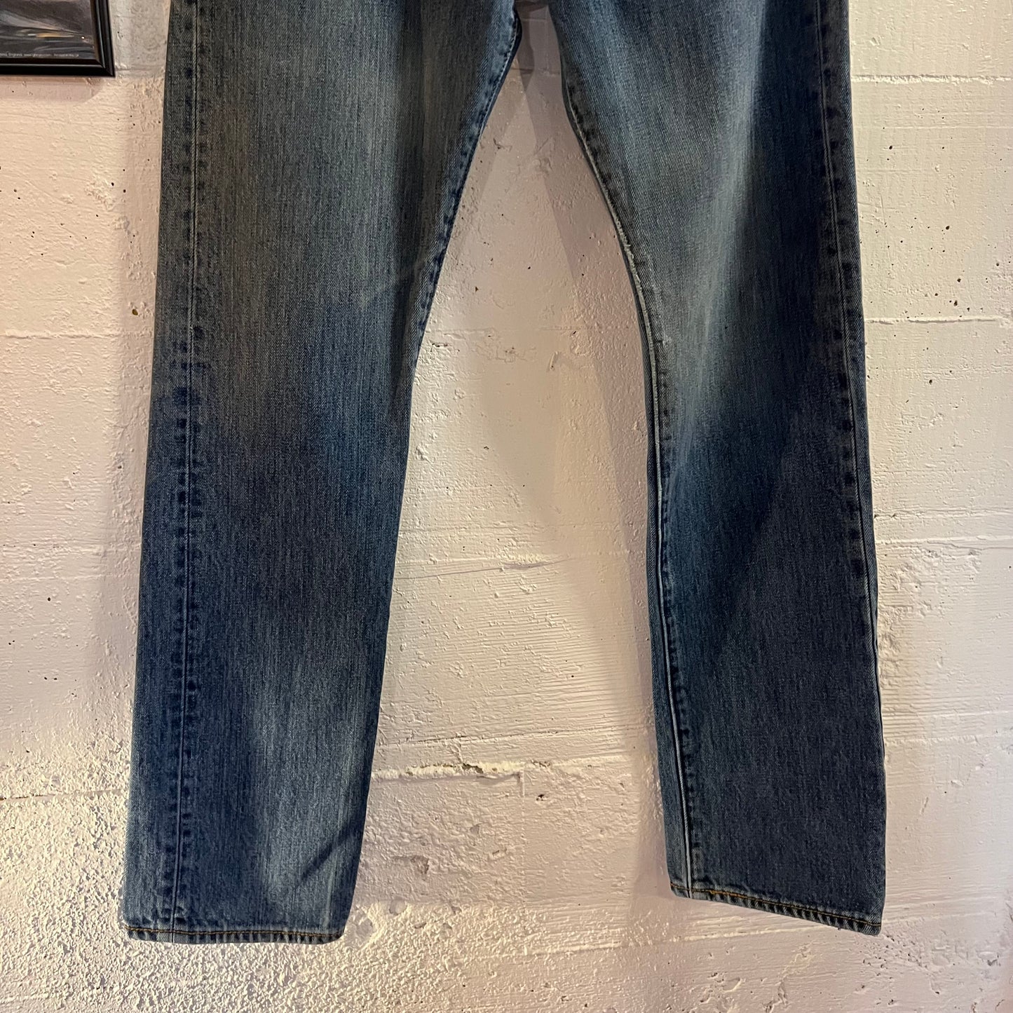 2000's Levi's 501 Button Fly Denim Jeans - Size 30/31 - Medium Dark Wash