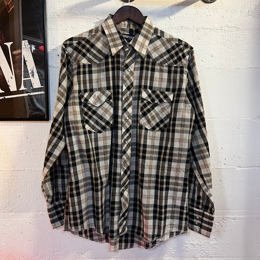 Vintage Wrangler Pearl Snap Western Long Sleeve Button Up Plaid Shirt - Size Large - Made In USA - Black/White/Tan