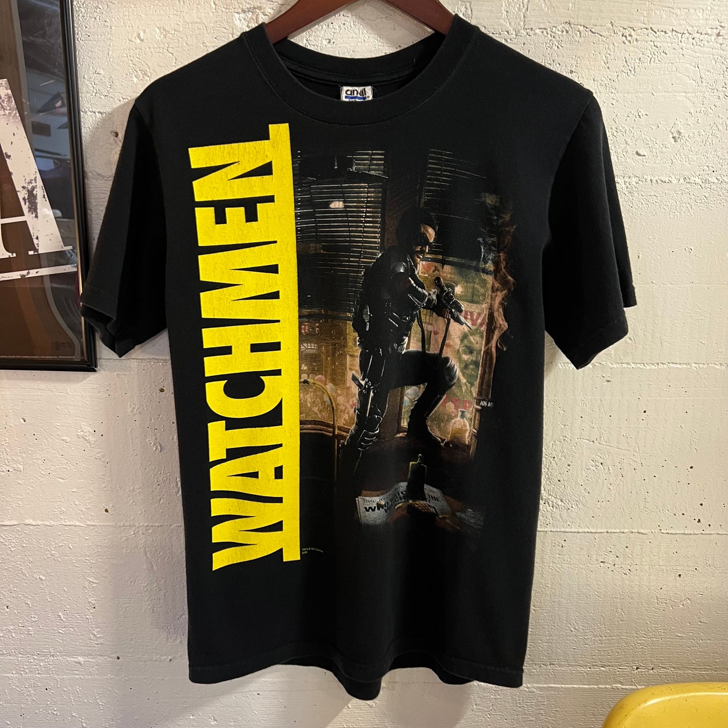 Vintage 2000’s Watchmen DC Comics TV Show Graphic Baby T-Shirt - Size Small - Black/Yellow/White/Multi
