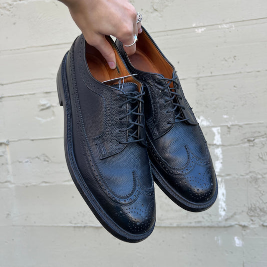 Vintage 1960's Florsheim Imperial 92604 Scotch Grain Leather Long Wingtip Shoes - Size 9D - Made In USA - Black