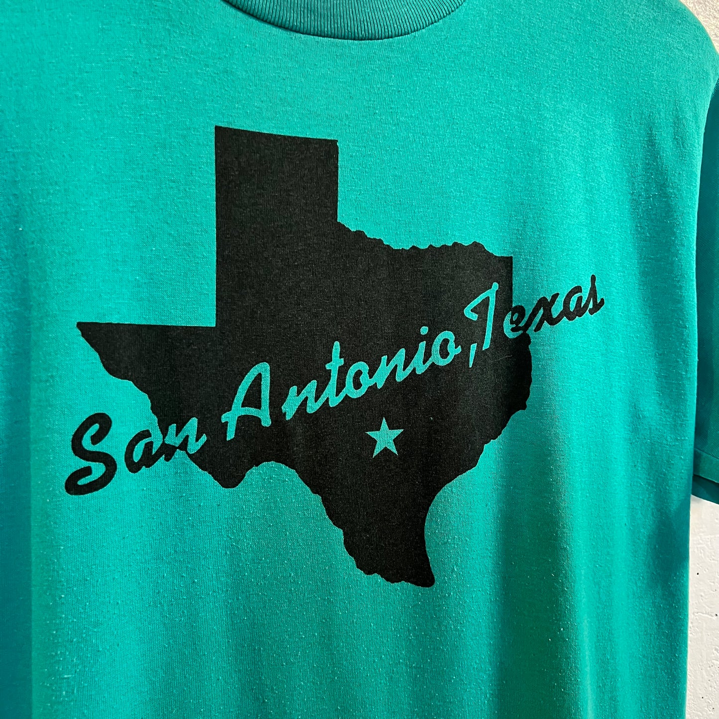 Vintage San Antonio, Texas Single Stitch T-Shirt - Size Large - Made In USA - Turquoise/Black