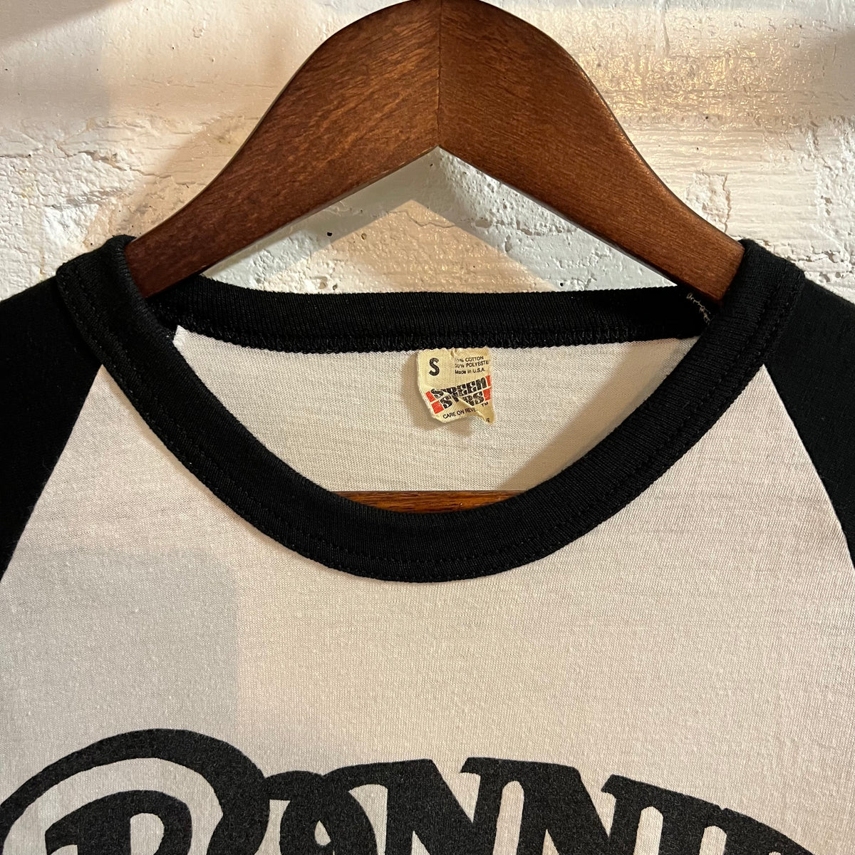 Vintage 1984 Screen Stars Ronnie McDowell Tour Raglan Baseball Single Stitch T-Shirt - Size Small - Made In USA - White/Black