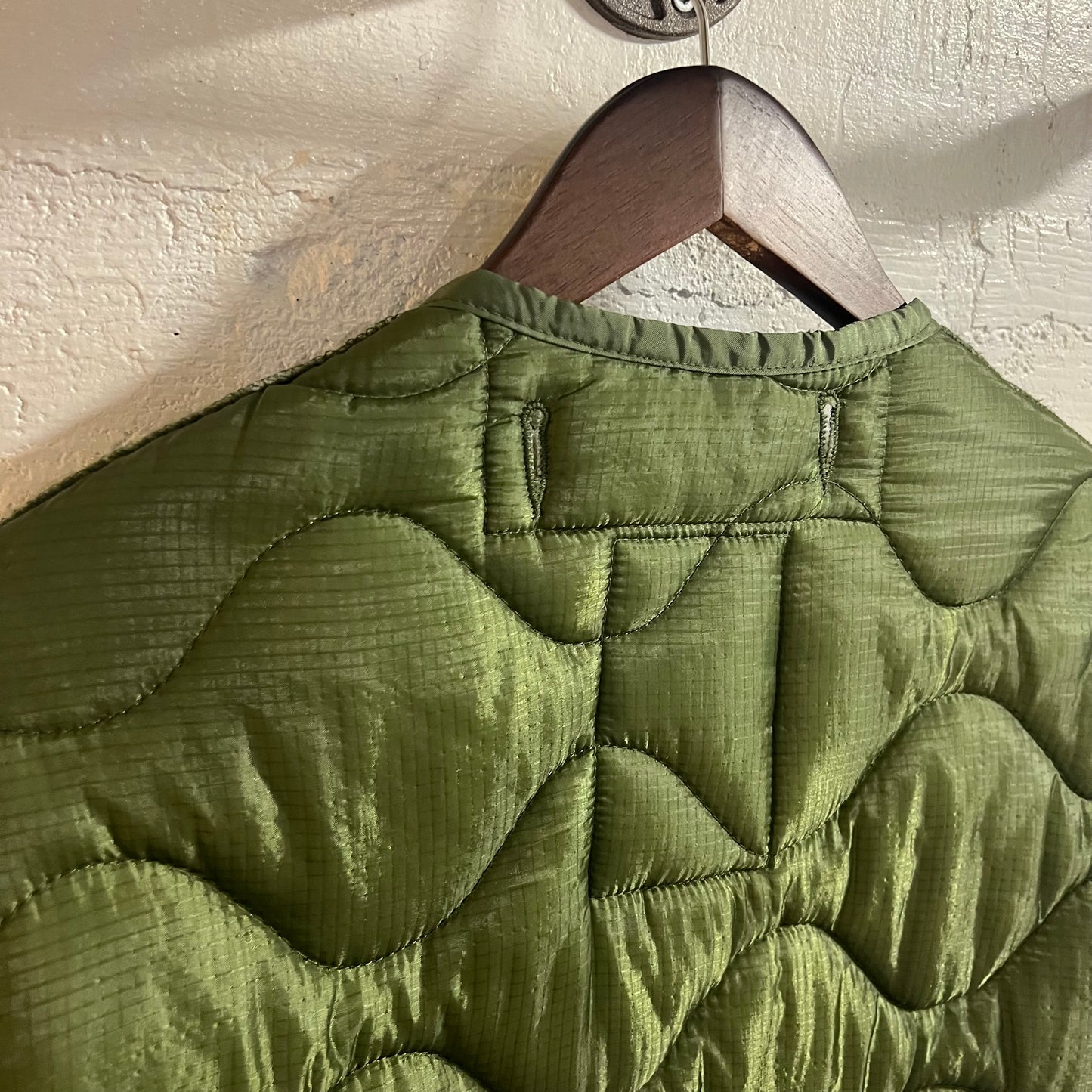 Vintage U.S. Military Issue M-65 Cold Weather Coat Liner - Medium - Made In USA - SP0100-02-D-CA06/0026