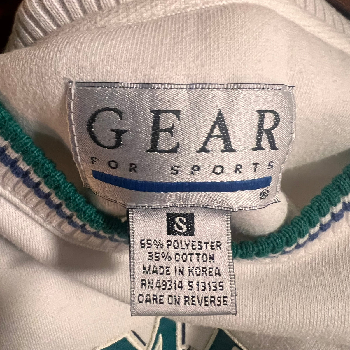 Vintage 80’s/90’s Garmisch, Germany Puff Print Jacquard Collar Crewneck Sweatshirt - Size Small - White/Navy/Kelly Green