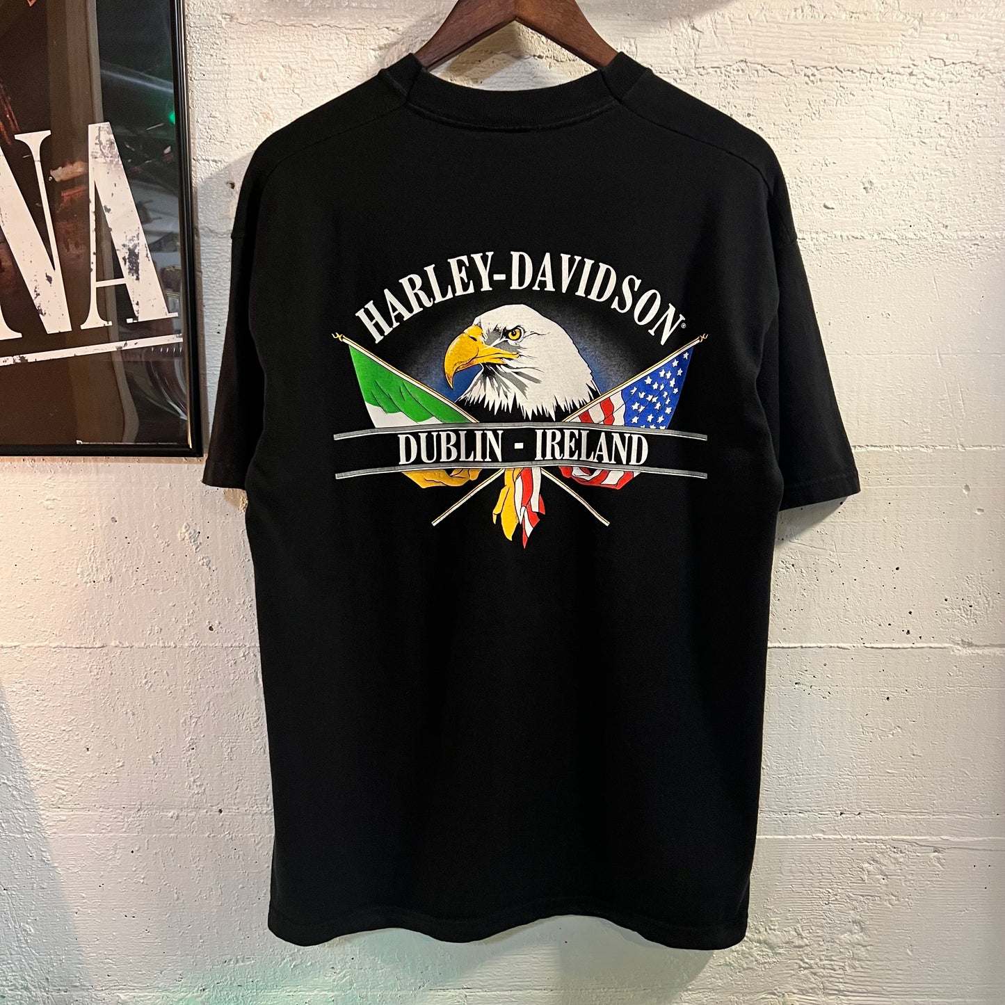 Vintage 90's Harley Davidson 'Dublin-Ireland' Multi Flag T-Shirt - Size Large - Made In The U.K. - Black