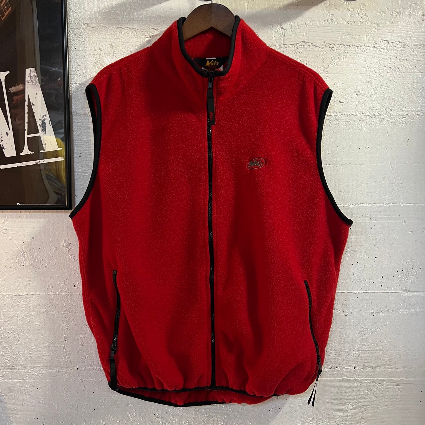 Vintage 90’s Embroidered REI Full Zip Fleece Vest - Size XL - Made In USA - Red/Black
