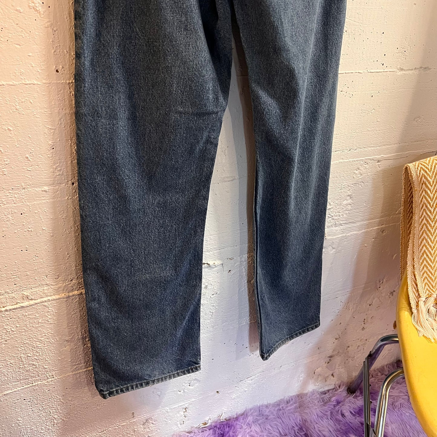 Vintage 2000's Tommy Hilfiger Tommy Jeans - Size 34"x 32" - Medium Wash Indigo