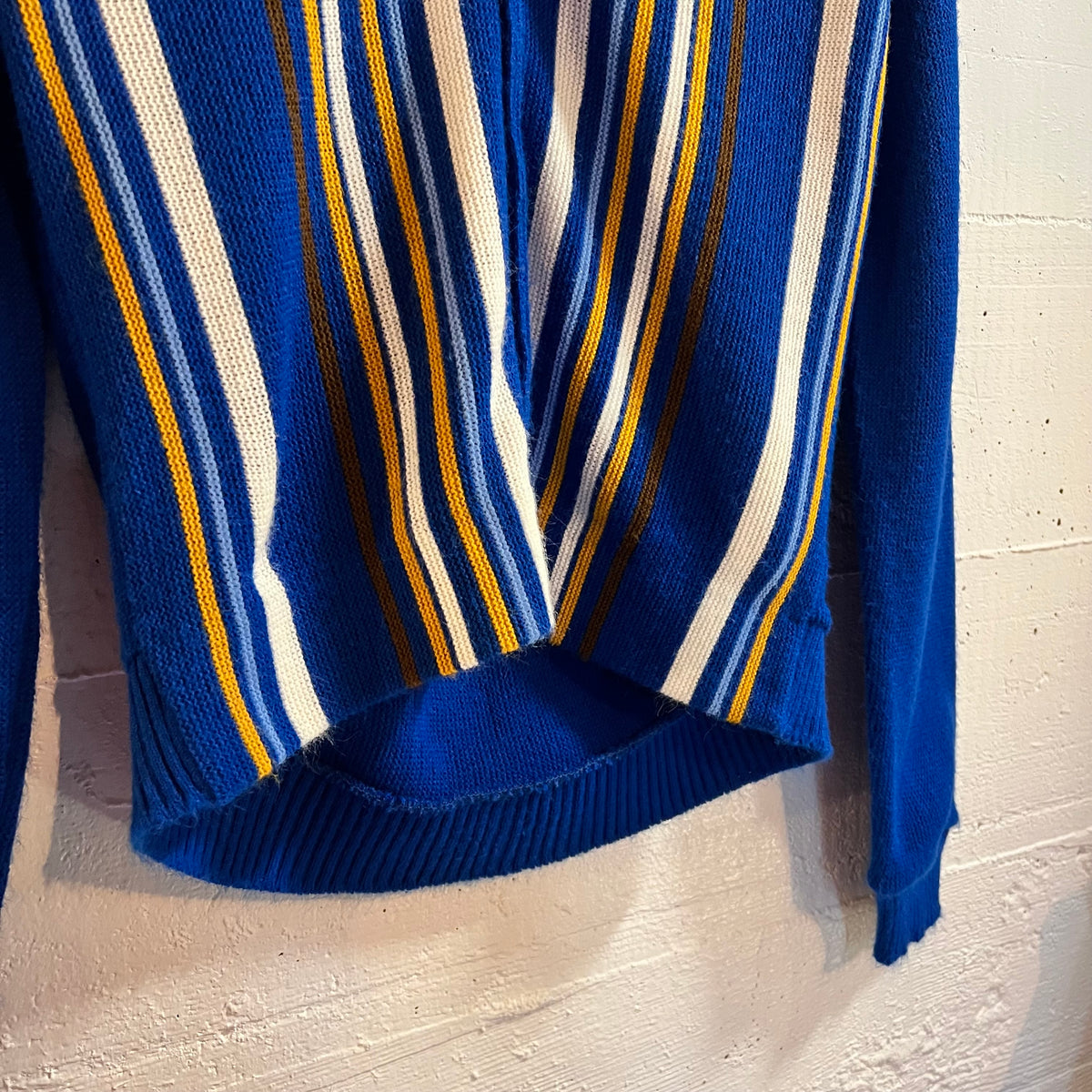 Vintage 60’s Campus Vertical Striped Knitted Cardigan Sweater - Size Youth XL (16) - Made In USA - Royal Blue/Multi