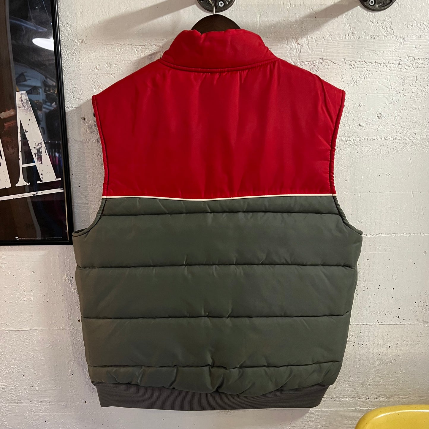 Vintage Union Made Polaris Winterwear Insulated Nylon Vest - Size Medium - Union Made In USA - Red/Gray