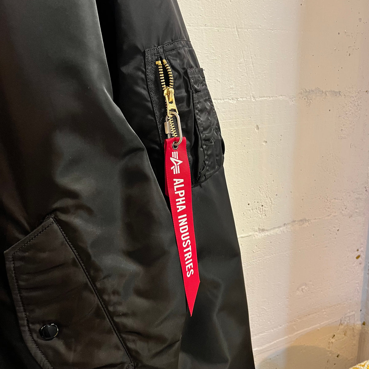 Alpha Industries L-2B MOD GEN II BOMBER JACKET Bomber Flight Jacket - Size Medium - Black/Gray
