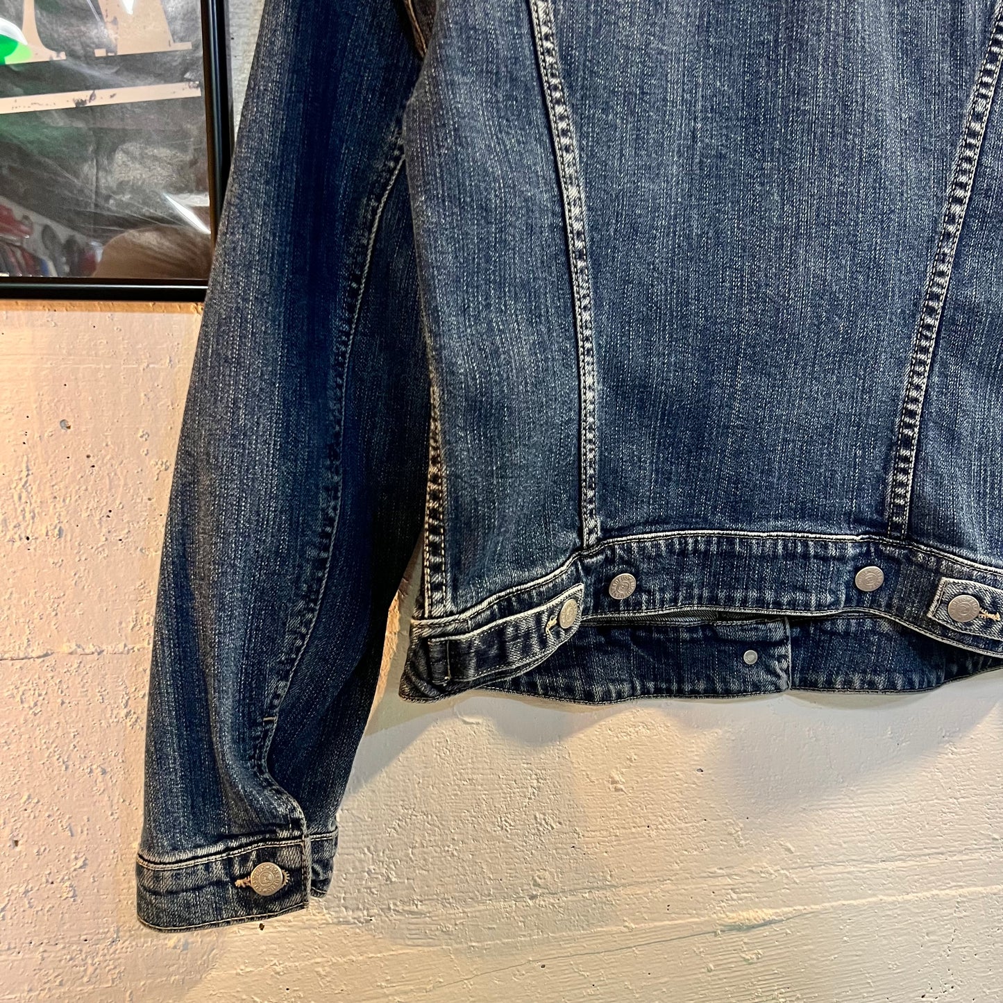 Vintage Amadeus Jeans Women’s Buttoned Denim Jacket - Size Large (40) - Dark Wash