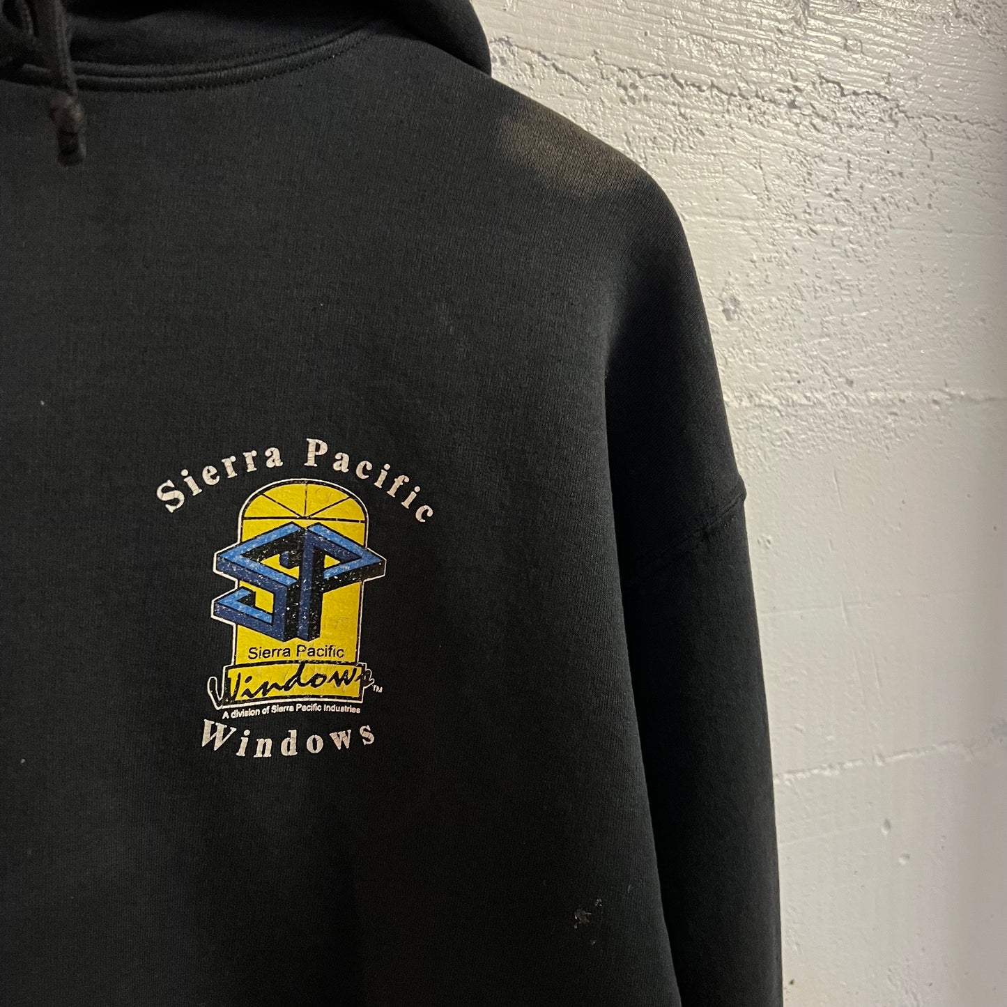 Vintage Distressed Sierra Pacific Windows Cropped Hoodie Sweatshirt - Size Large - Faded Black
