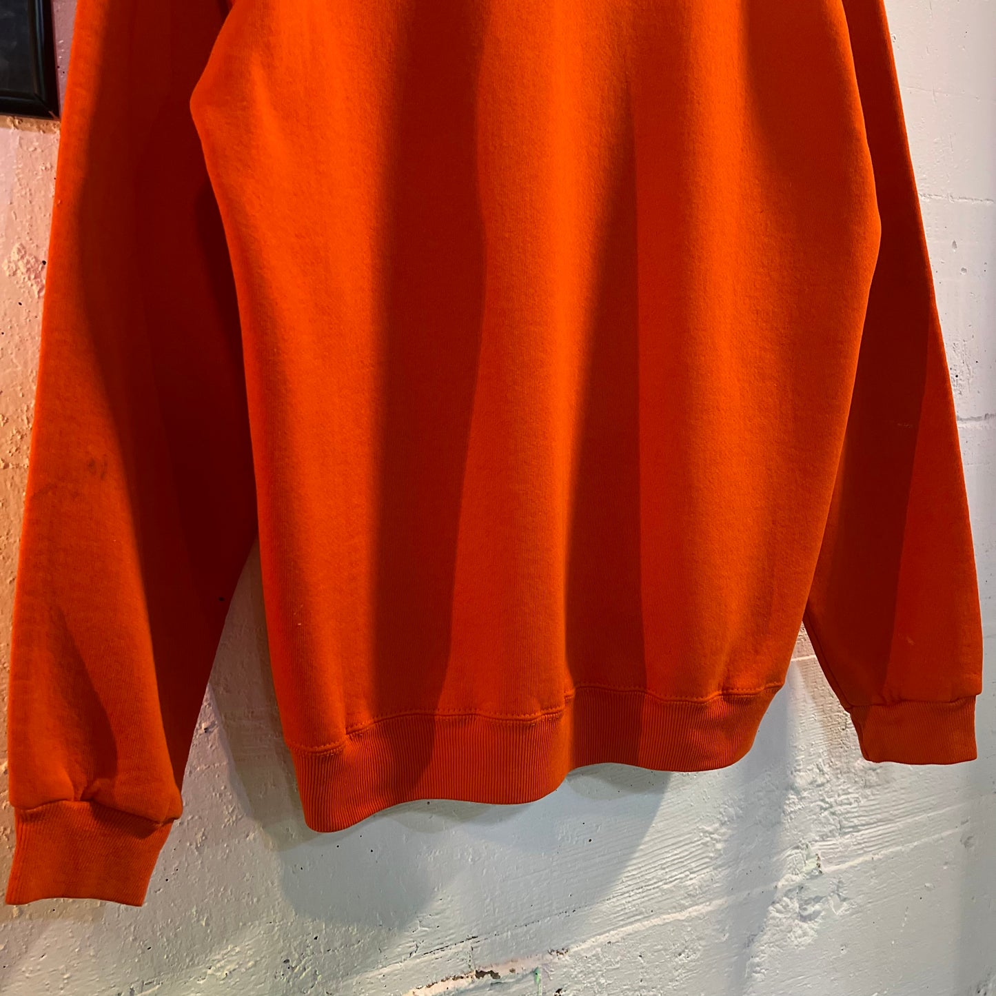 Vintage 1980's Auburn University Russell Athletic Distressed Crewneck Sweatshirt - Size Large - Made in USA - Orange/Navy