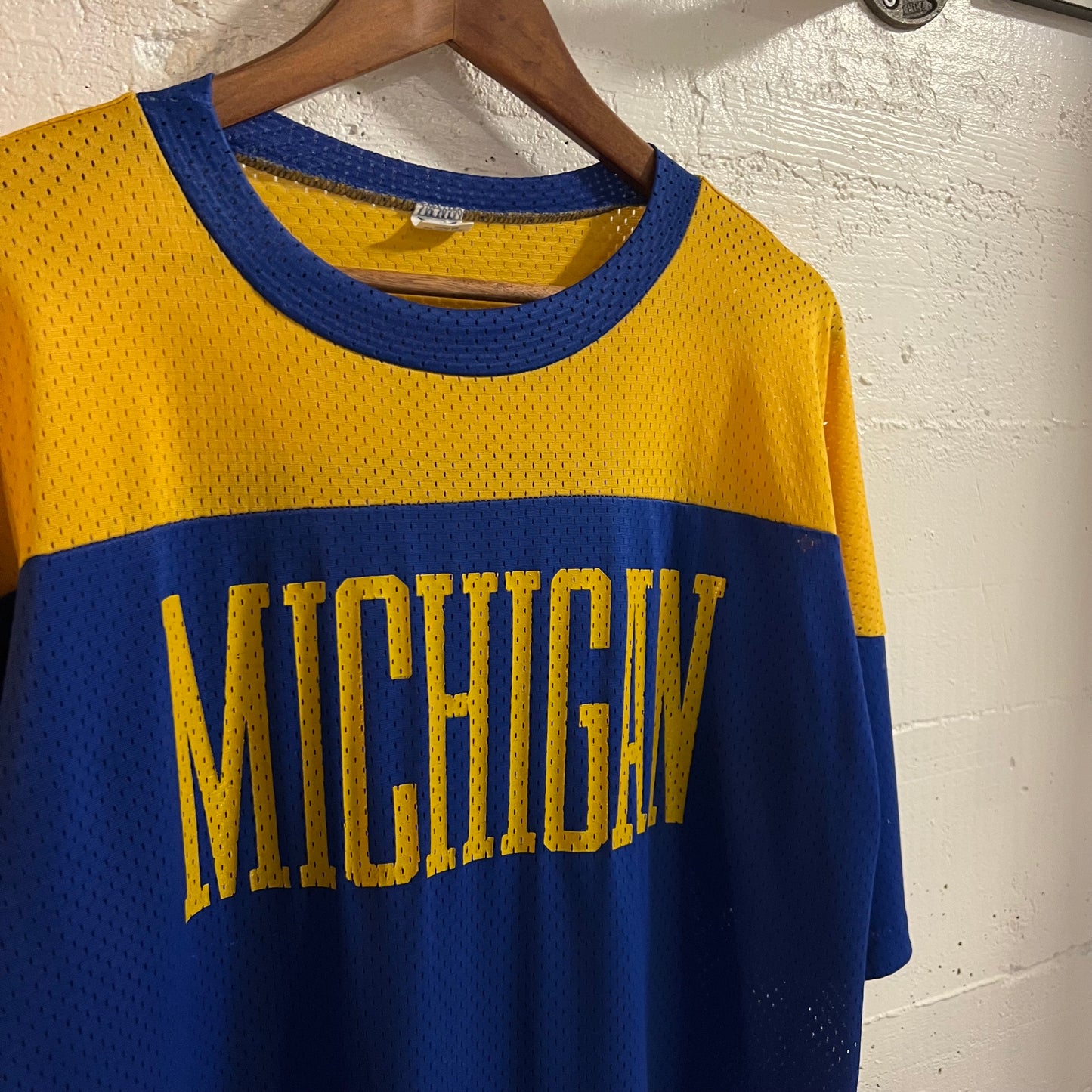 True Vintage 1970's Artex University of Michigan Hockey Jersey - Size XL - Made In USA - Blue/Yellow