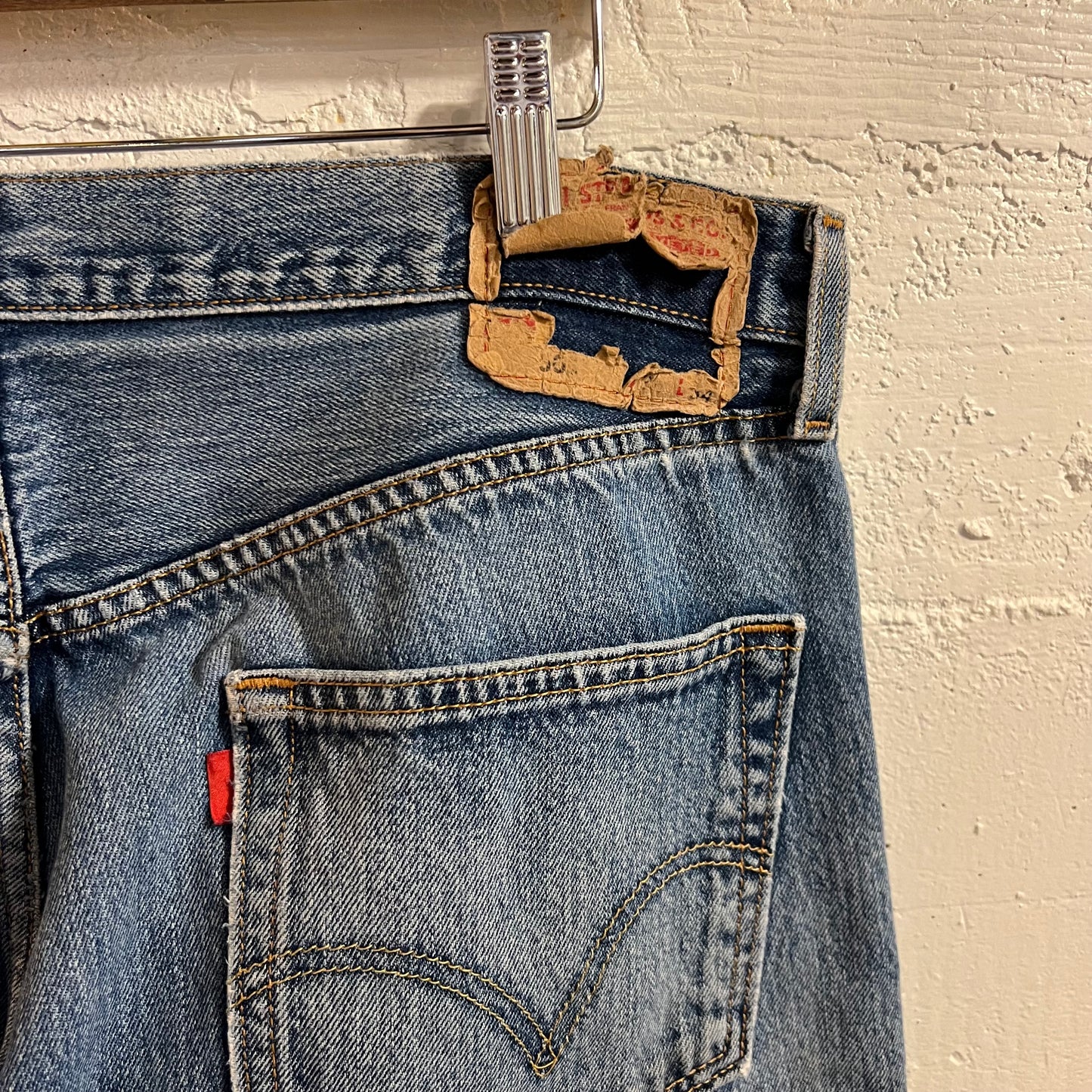 Vintage Distressed 2000's Levi's 501-0115 - Size 35" x 33" - Made In Guatemala - Mid Wash Indigo