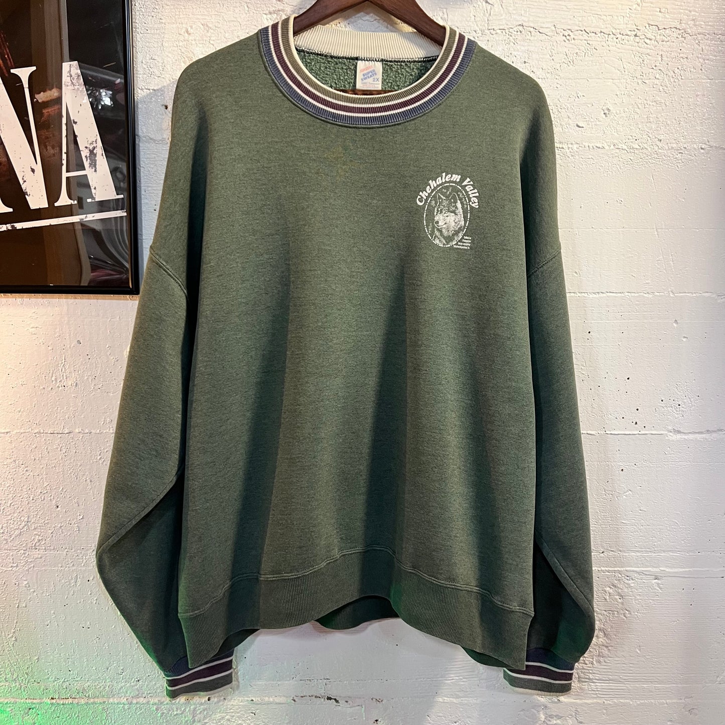 Vintage 90's Striped Collar Wolf Crewneck Sweatshirt - Size XL - Made In USA - Teal/Green