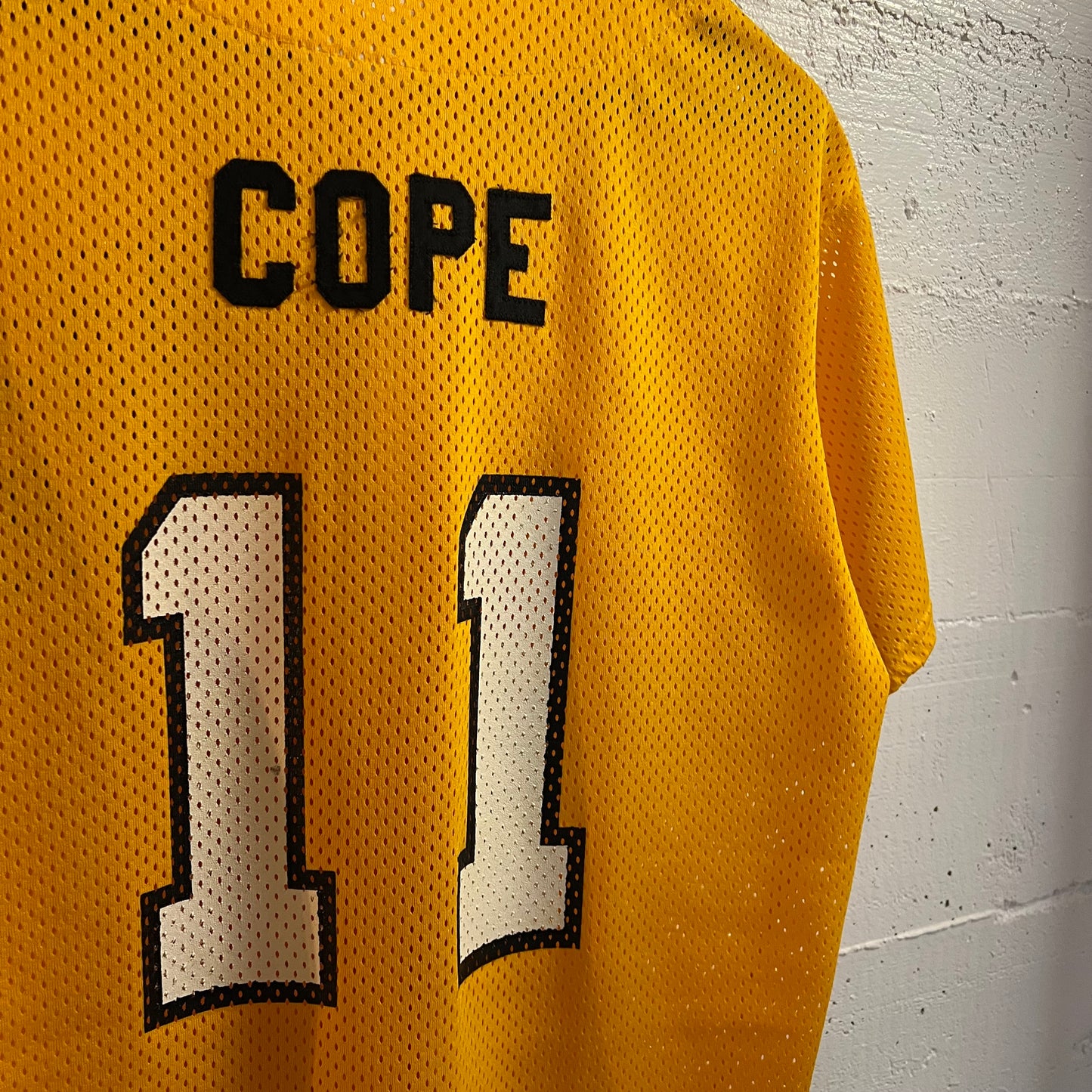 Vintage 90's Majestic Mesh Button 'VB' Baseball Jersey - Size Medium - Made In USA - Yellow