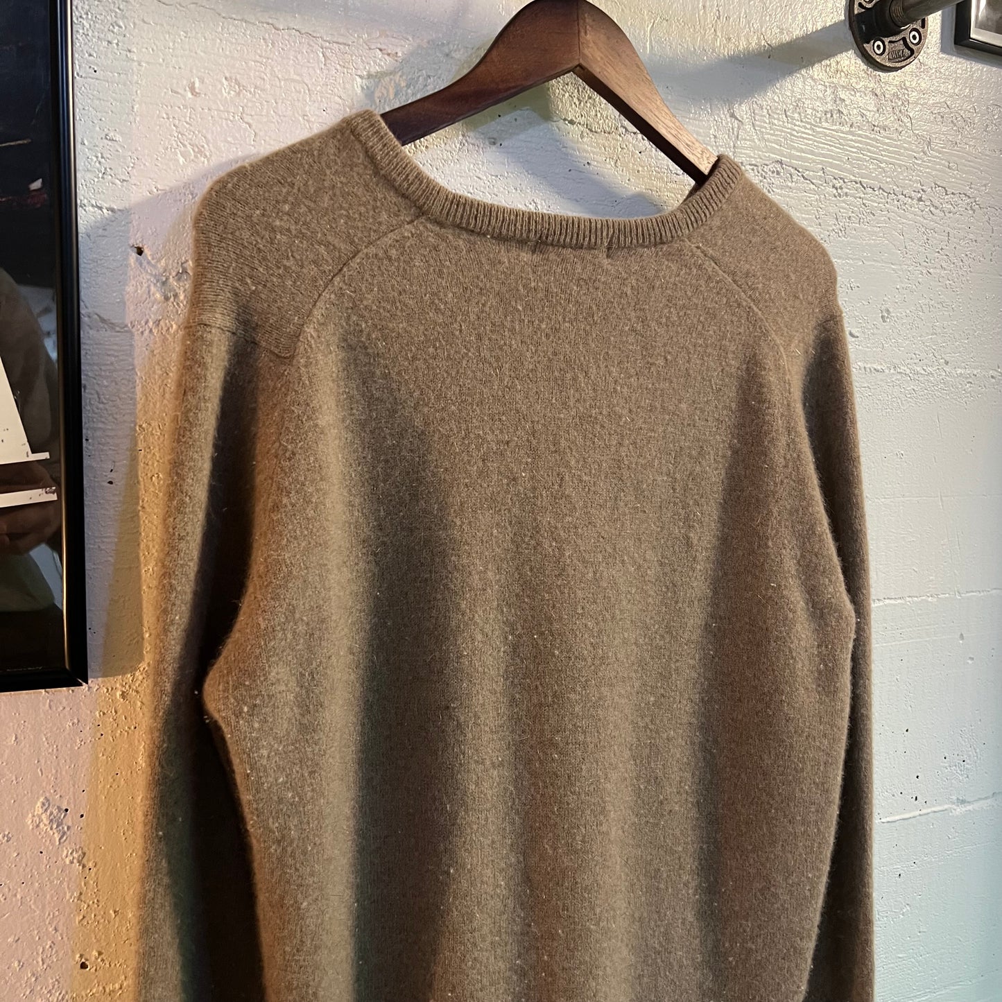 Vintage Norm Thompson Wool & Mink V Neck Sweater - Large - Made In England - Taupe