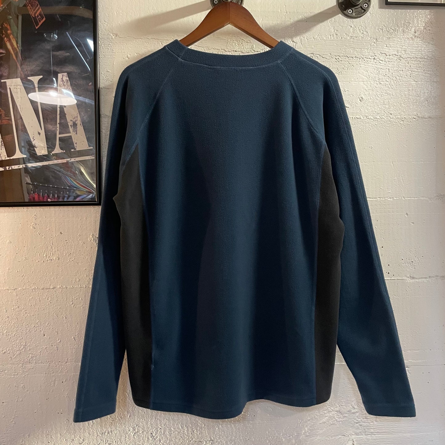 2000’s Embroidered Helly Hansen Fleece Raglan Sleeve Crewneck Sweatshirt - Size XL - Blue