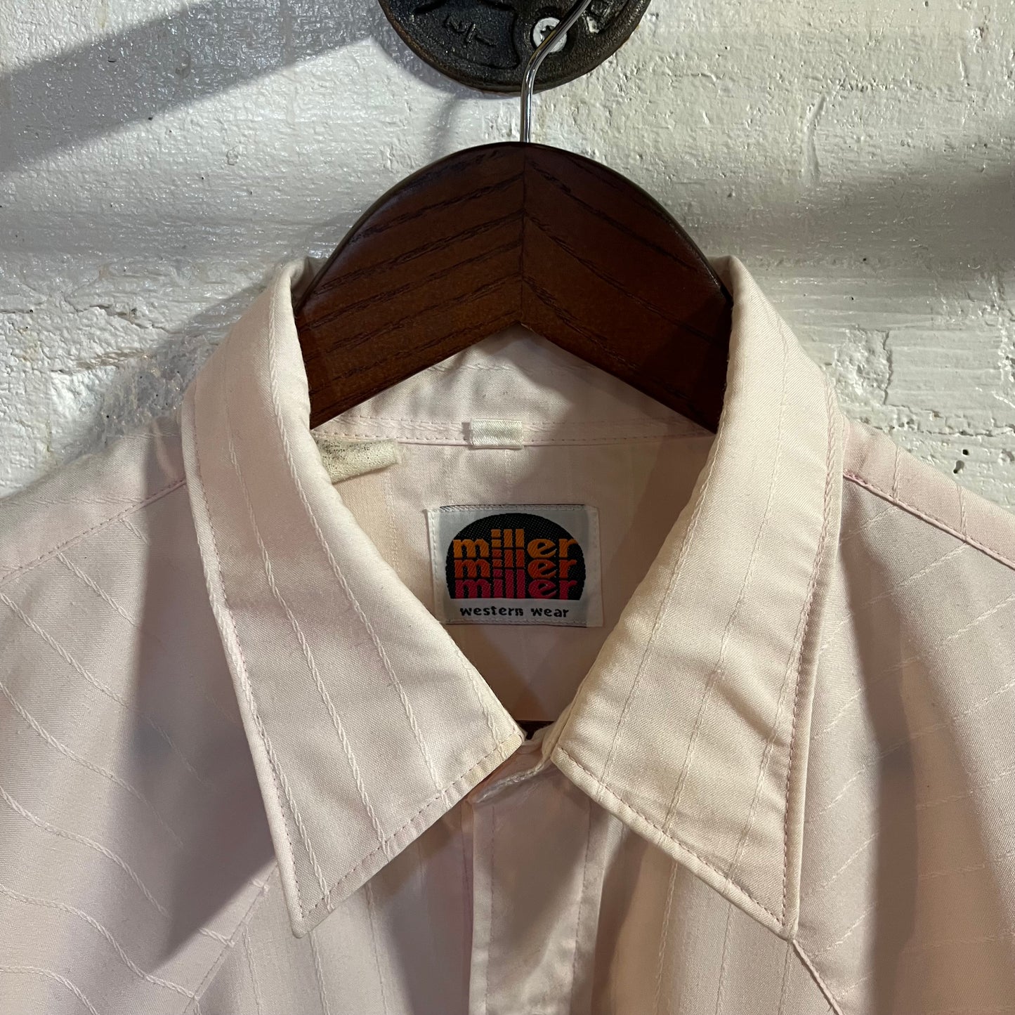 Vintage Miller Western Wear Pink Pearl Snap Western Shirt - Size Large (16-35) - Pink