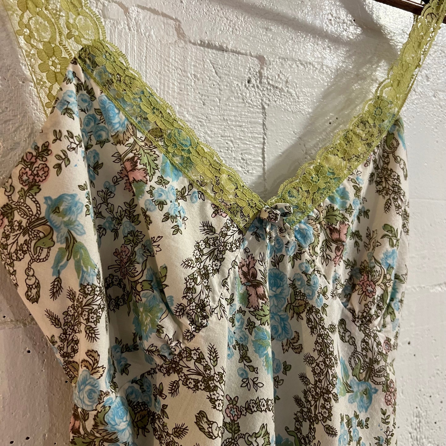 Y2K XXI Lacey Floral Tank Top - Size Small - 100% Cotton - White/Blue/Green/Pink