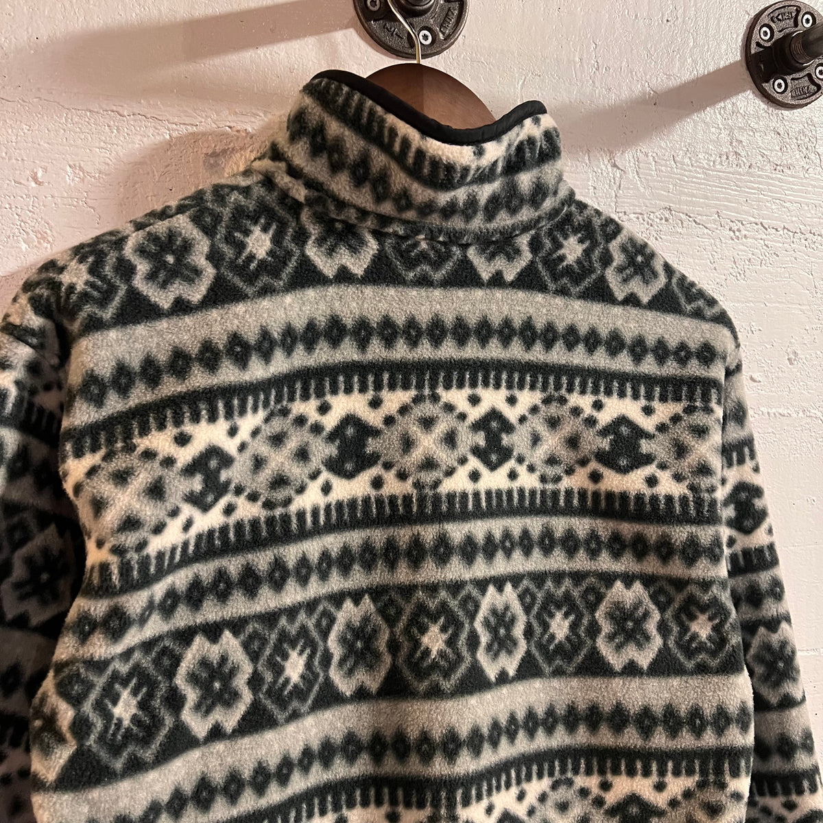 Vintage 90’s Dead-Stock L.L.Bean 1/4 Snap Pullover Fair Isle Fleece Jacket - Size Women’s Small - Made In USA - Black/Grey/Off White