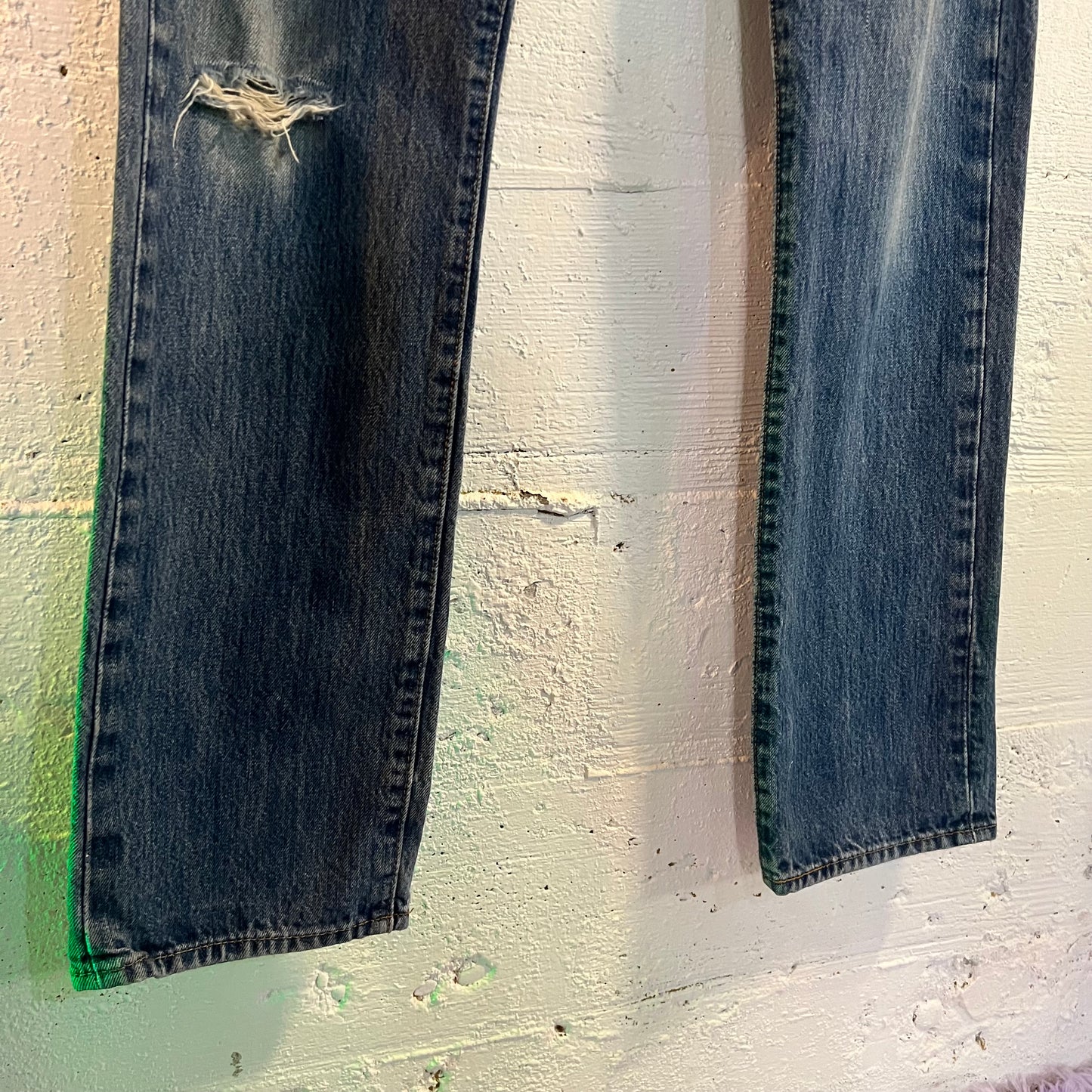 Distressed Levi's 501 Medium Stonewash Denim Jean - Size 32"x34" - Light Blue Indigo