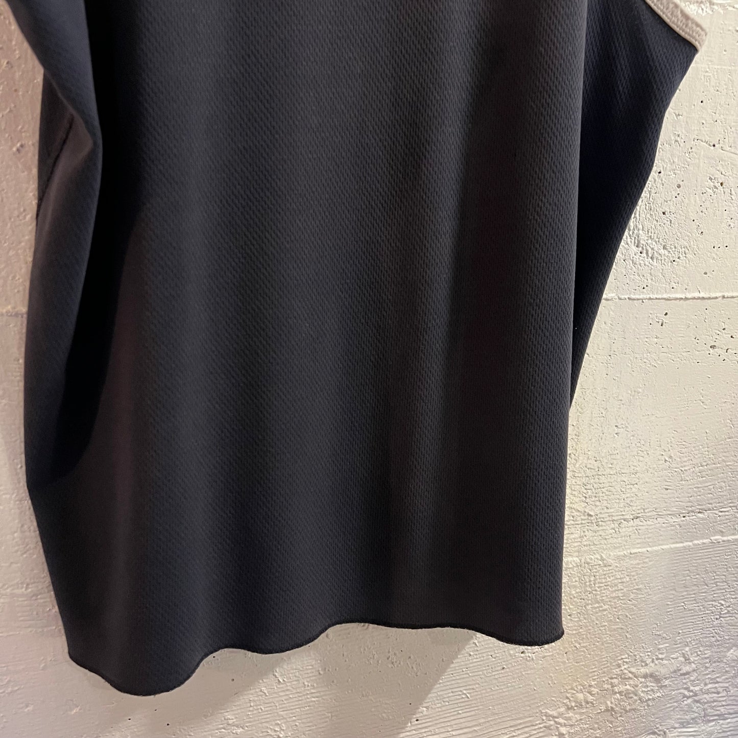 Vintage 90’s Abercrombie And Fitch Gym Issue Muscle Mesh Tank Top - Size Large - Made In USA - Navy/White
