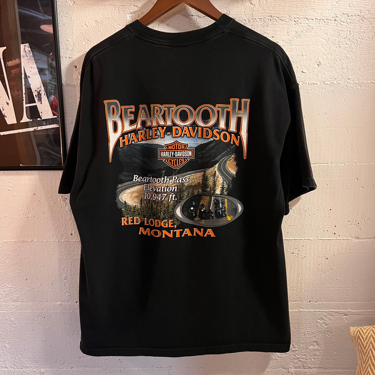 Vintage 2006 Harley Davidson Beartooth Pass Red Lodge, MT Graphic T-Shirt - Size XL - Made In USA - Black/Multi