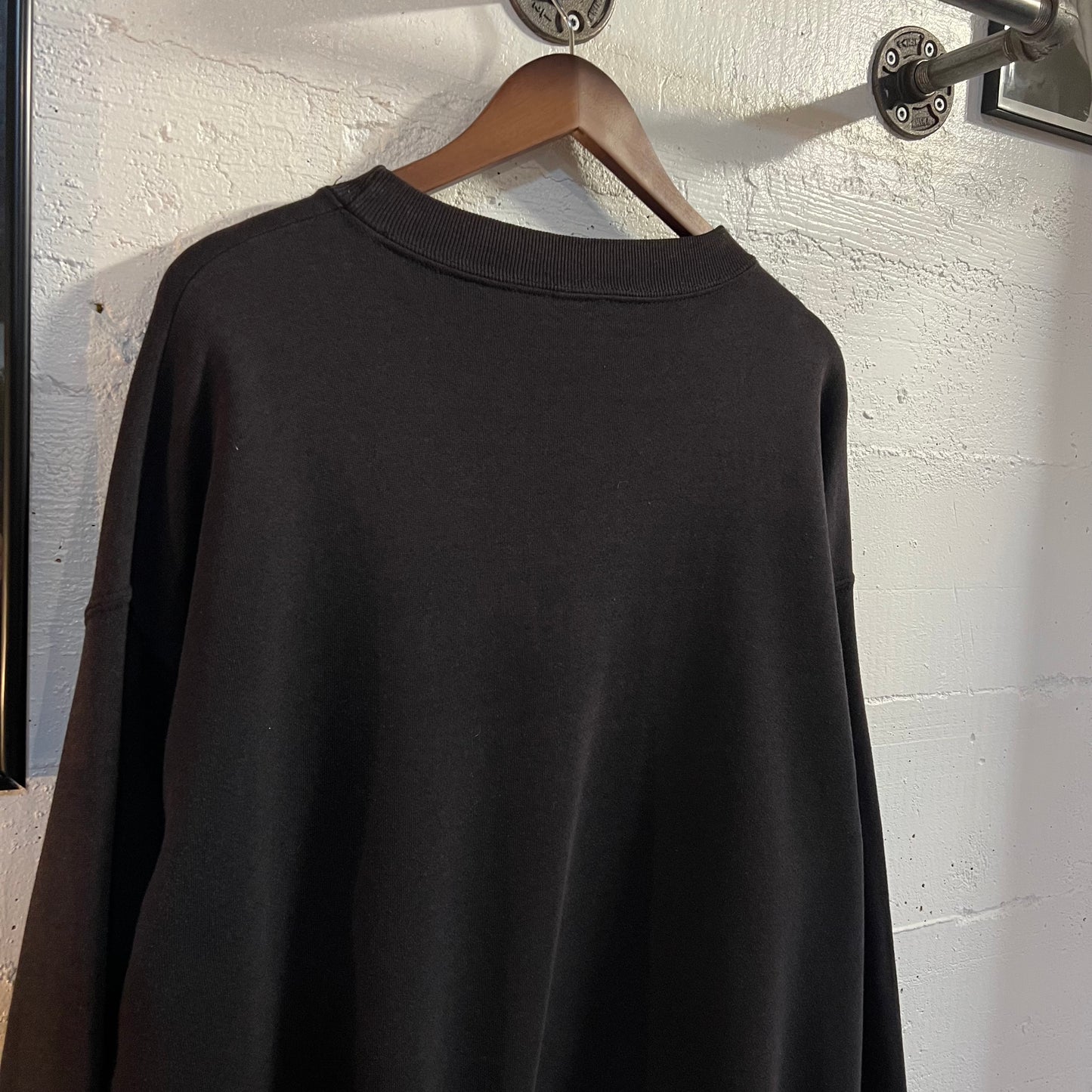 Vintage 90’s Faded Army West Point Puff Print Crewneck Sweatshirt - Size XL - Made In USA - Black/Yellow/White