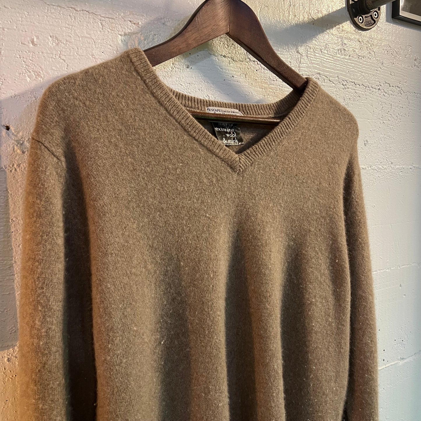 Vintage Norm Thompson Wool & Mink V Neck Sweater - Large - Made In England - Taupe