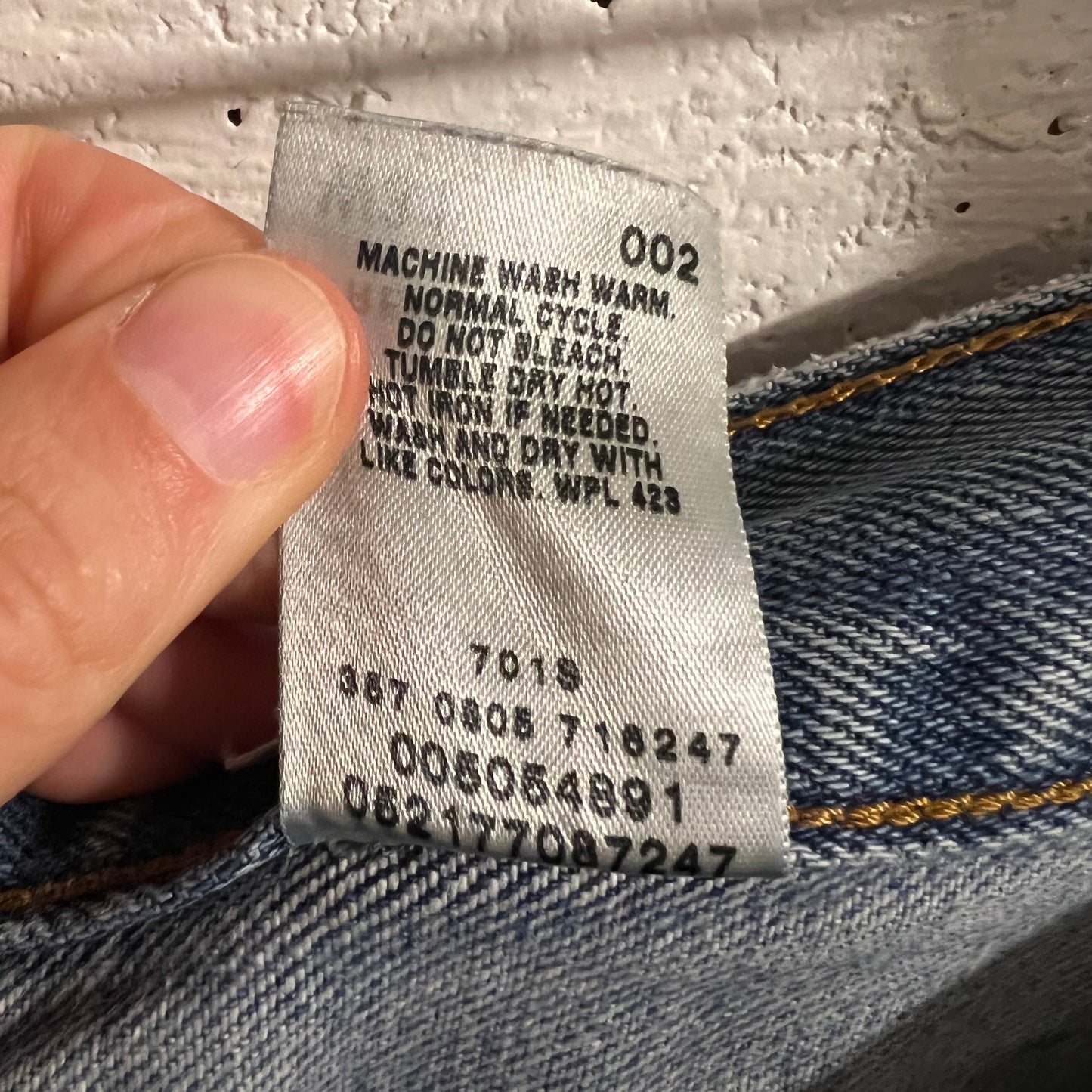 Vintage 2005 Levi's 505 Regular Straight Leg Denim Jean - Size 28"- 30" - Light Wash Indigo