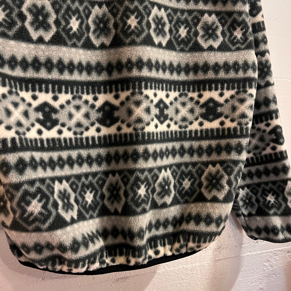 Vintage 90’s Dead-Stock L.L.Bean 1/4 Snap Pullover Fair Isle Fleece Jacket - Size Women’s Small - Made In USA - Black/Grey/Off White