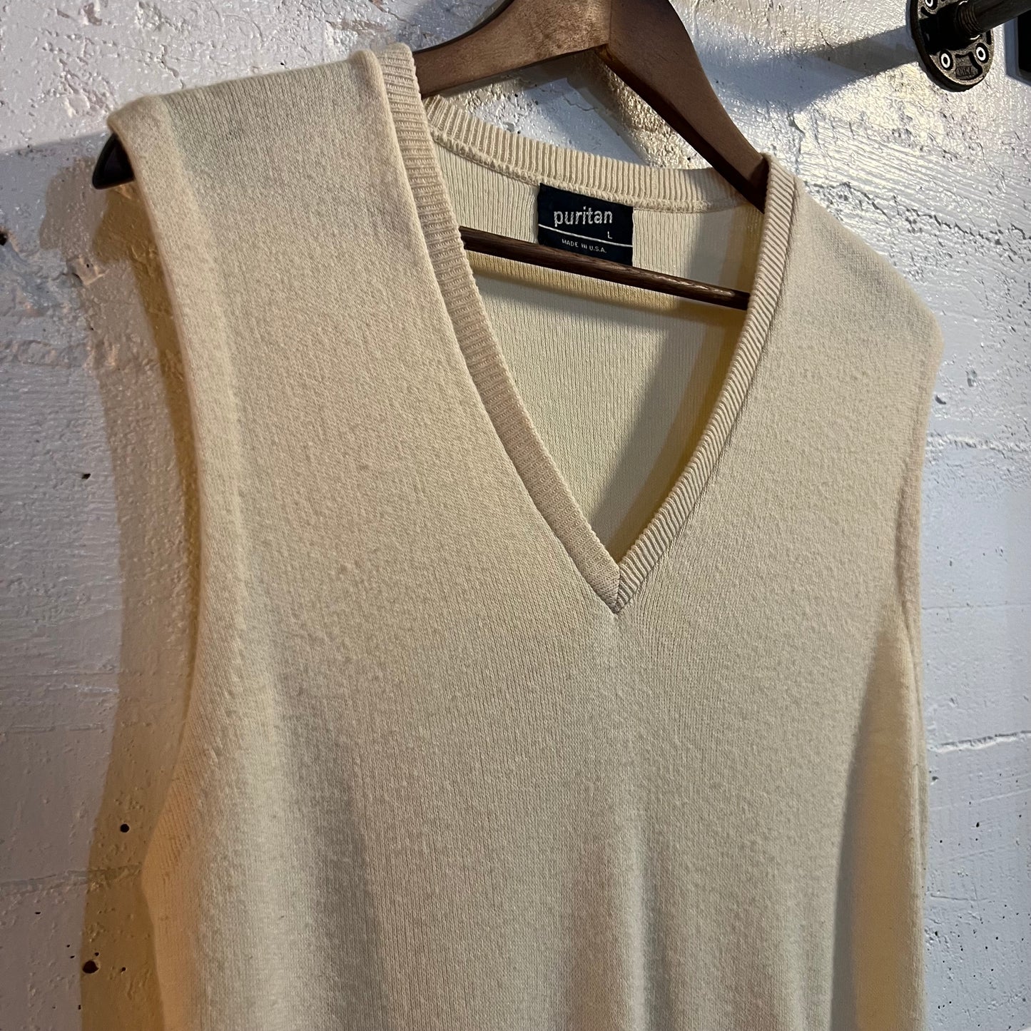 Vintage Puritan Acrylic V-Neck Sweater Vest - Size Large - Made In USA - Cream