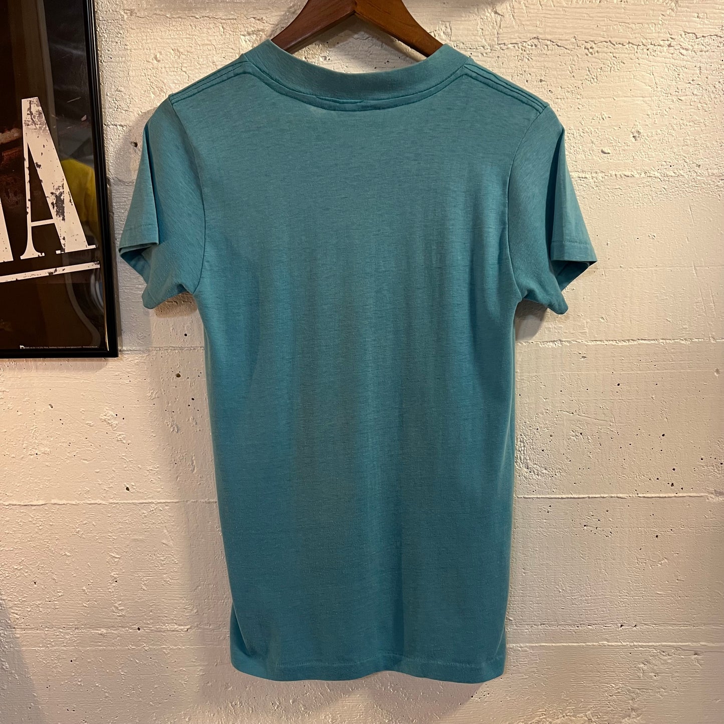 Vintage 70’s St.Thomas Virgin Islands ‘Yacht Virgin Sale’ Single Stitch V-Neck T-Shirt - Size Medium - Made In USA - Blue/White