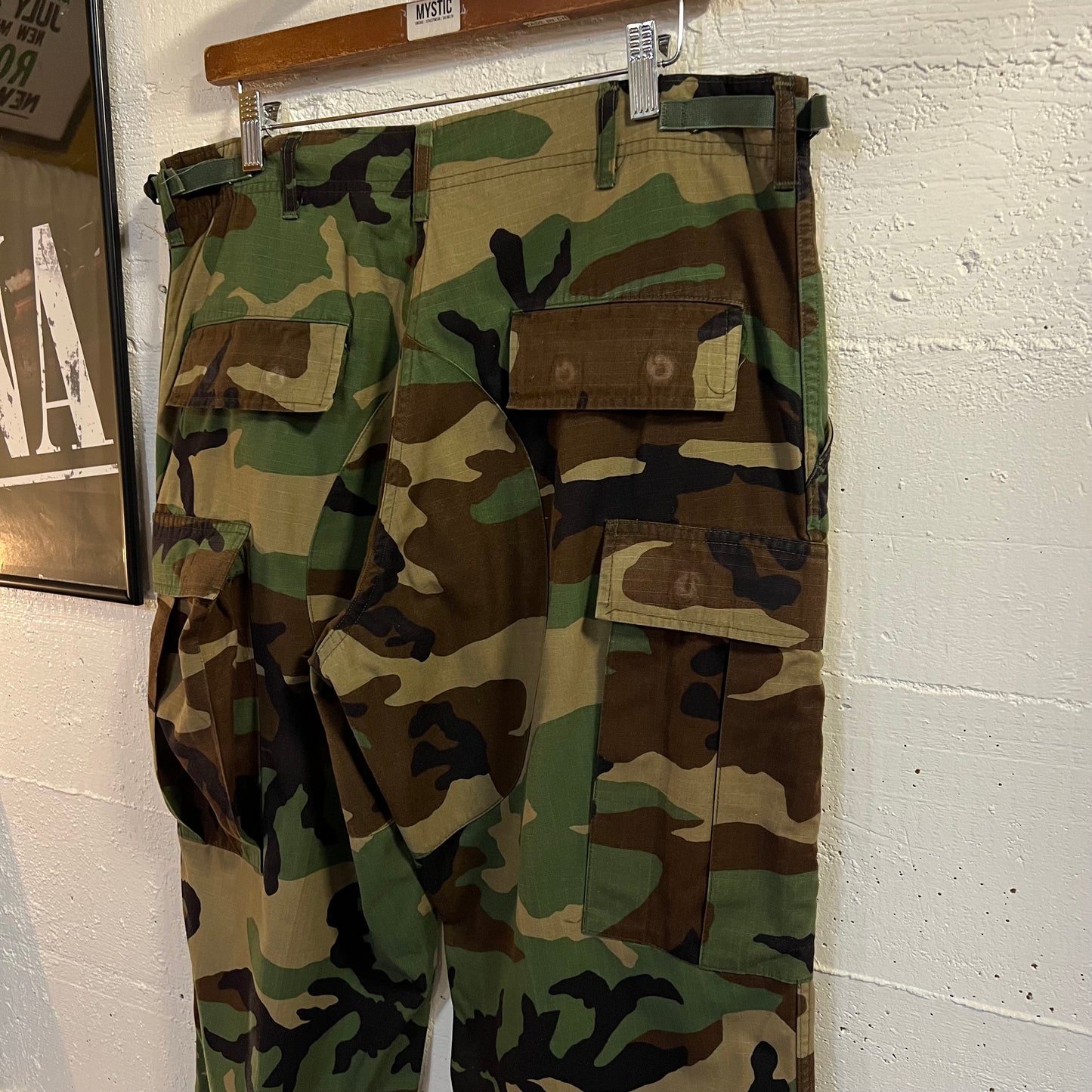 Vintage 2003 U.S. Military Issue Woodland Camouflage Hot Weather Combat Trousers - Size Medium (30"-35") - Made In USA