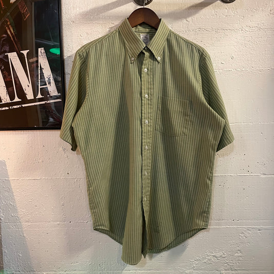 True Vintage 60’s Union Made Arrow Cum-Laude Perma-Iron Pinstripe Button Down Oxford Shirt - Size Large - Made In USA - Green/White