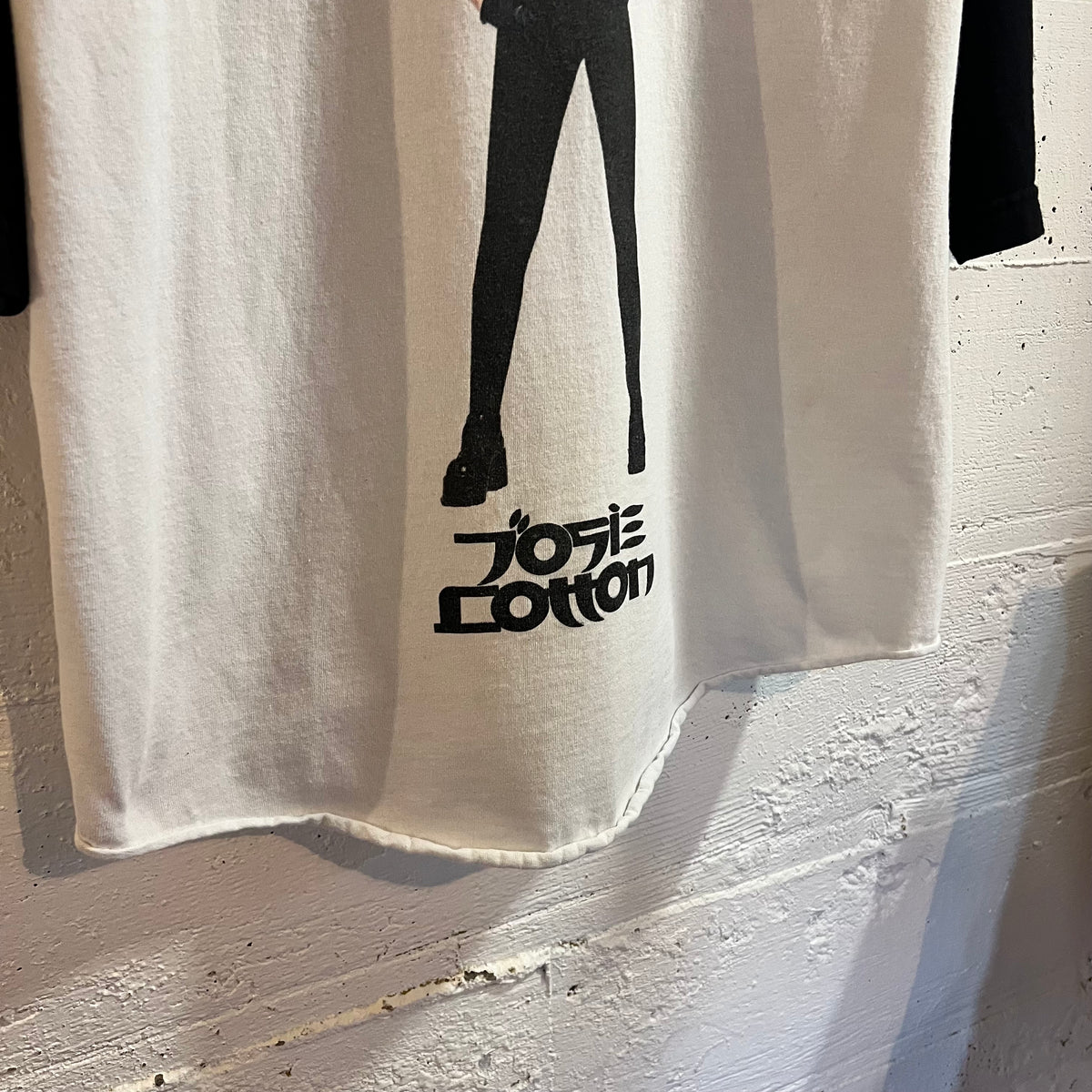 Vintage Y2K Josie Cotton "Invasion Of The B-Girls” Raglan Sleeve Baseball T-Shirt - Size Large - Black/White