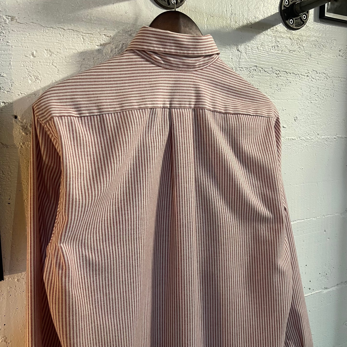 Vintage 417 By Van Heusen Pinstripe Button Down Oxford Shirt - Size 15-1/2 (32/33) - Made In USA - Red/White