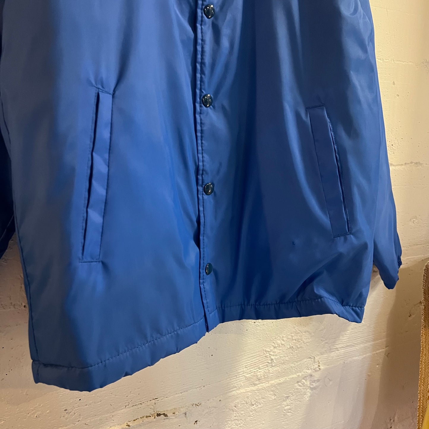 Vintage 80's Fleece Lined Quilted Nylon Coaches Jacket - Size Large - Blue - Made In USA