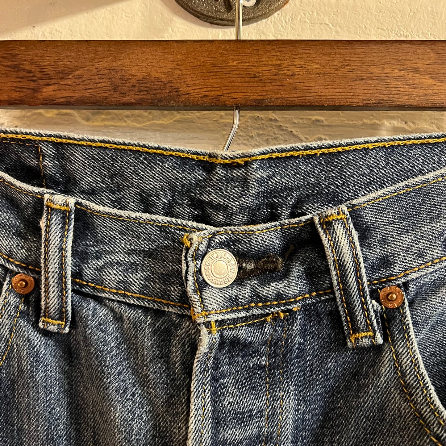 2000's Levi's 501 Button Fly Denim Jeans - Size 30/31 - Medium Dark Wash