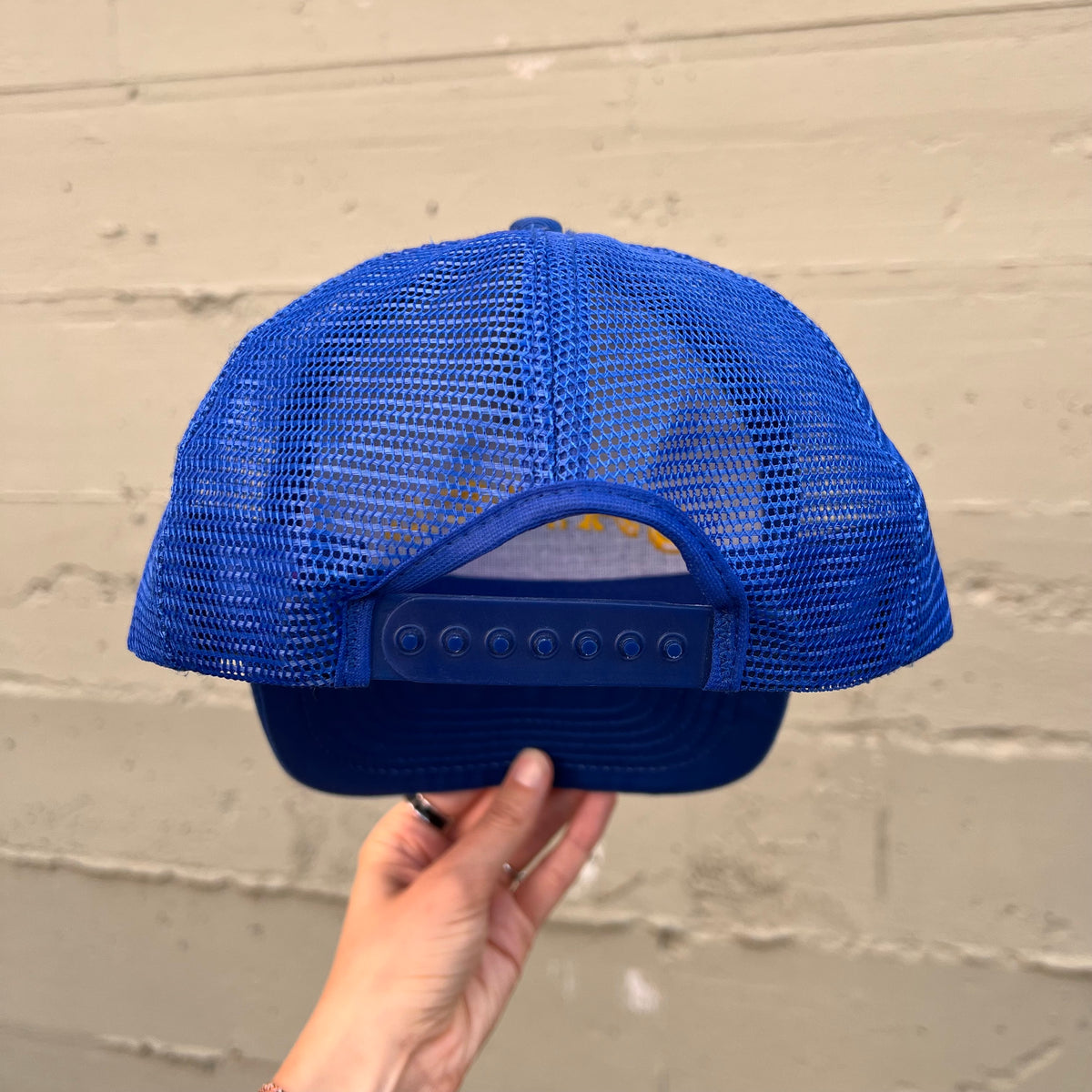 Vintage 90's Camel Embroidered Logo Mesh Back Trucker Hat - O/S - Made In USA - Blue/Yellow