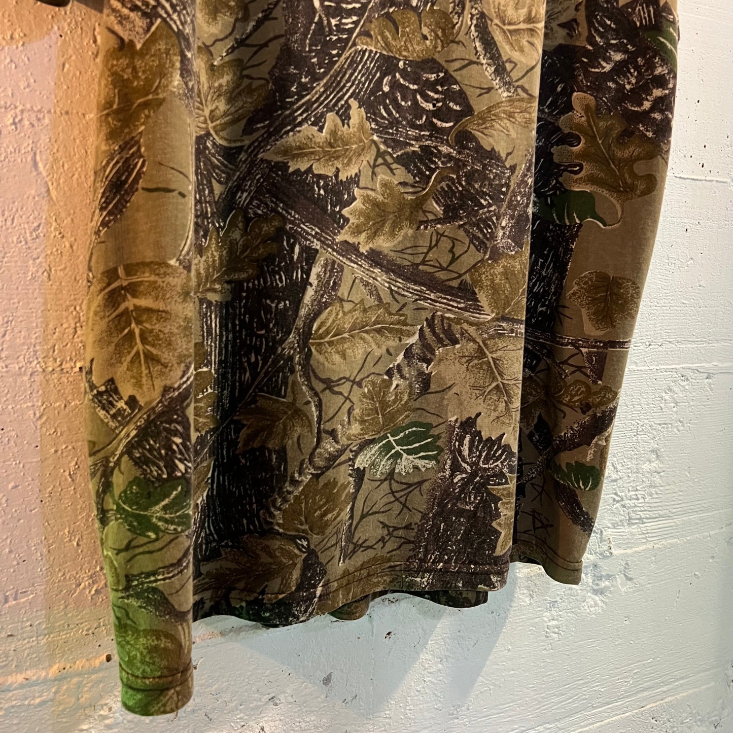 Vintage Real Tree Camo T-Shirt - Size XL - Earth toned/Camouflage