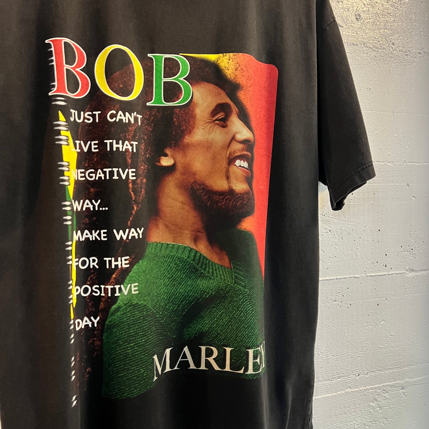 Vintage Zion Bob Marley Graphic Lyric T-Shirt - Size Large - Black/White/Multicolor