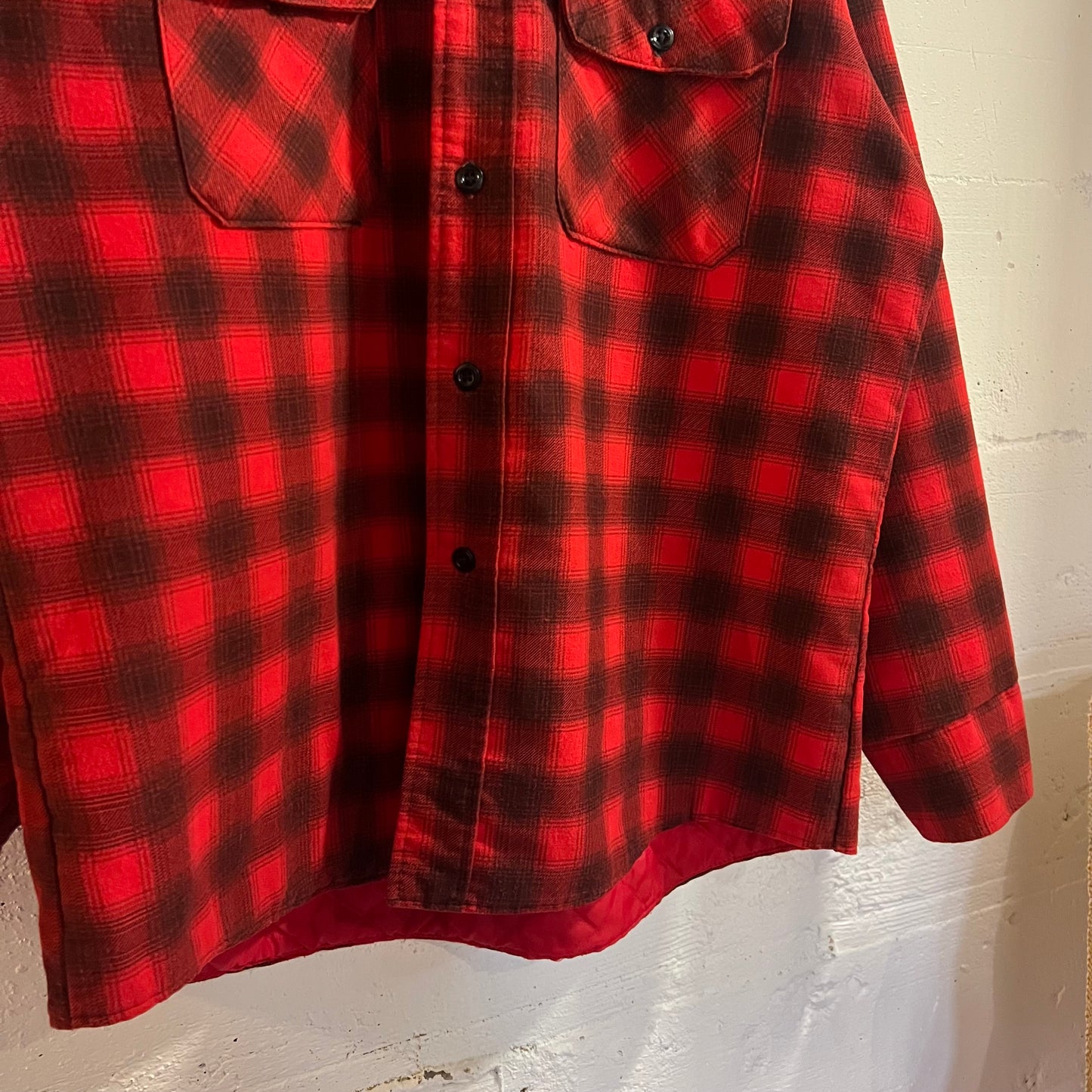 Vintage 1970's Sears Fieldmaster Quilt Lined Shadow Plaid Flannel Shirt Jacket - Size Large - Red/Black