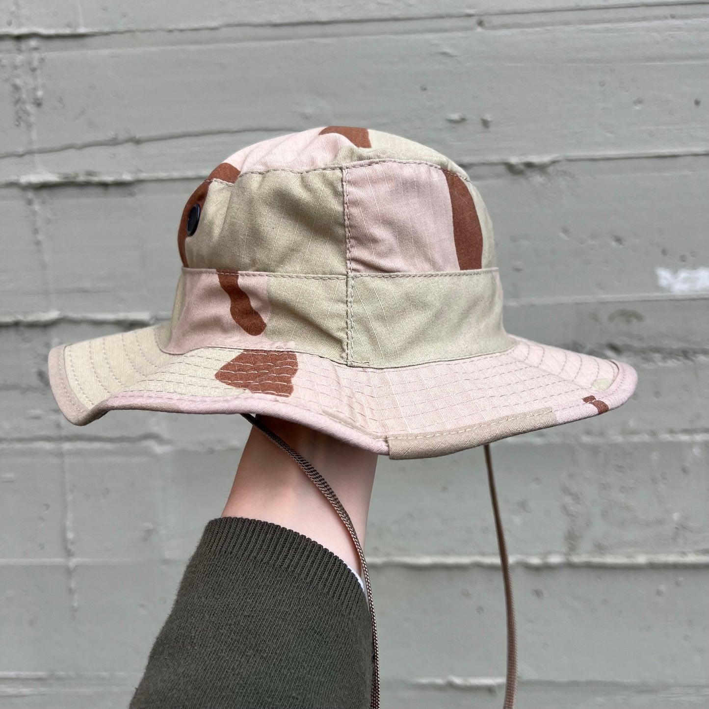 Vintage U.S. Military Hot Weather Desert Camo Boonie Hat  - Size 7 1/4  -  Desert Camo