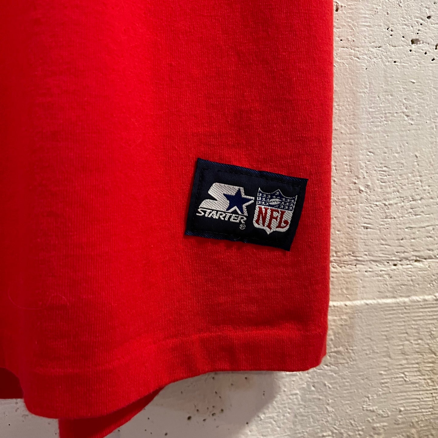 Vintage 80’s Starter New England Patriots NFL Single Stitch T-Shirt - Size Large - Made In USA - Red/White/Blue