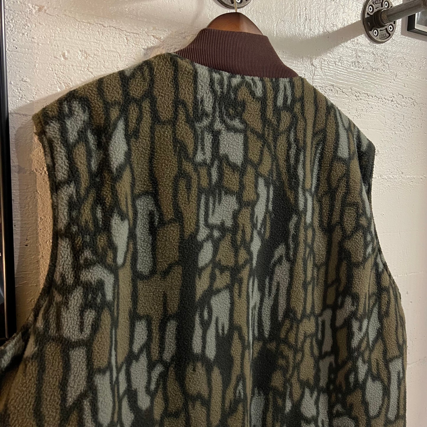 Vintage 80’s Cabelas Reversible Realtree/Trebark Camo Fleece Vest - Size 2XL - Made In USA - Earth Toned