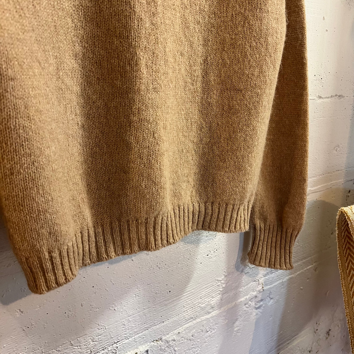 True Vintage 60’s/70’s Jantzen Scotch Tumbler Knitted Cardigan Sweater - Size Medium - Made In USA - Beige